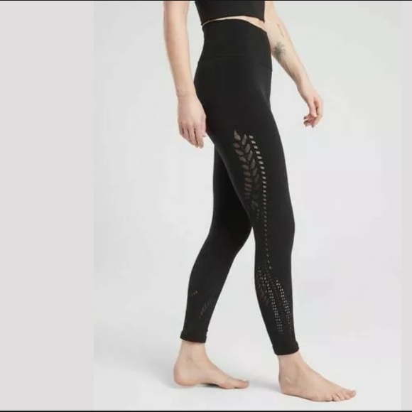 Athleta Pants - ATHLETA Warp Knit 7/8 Tight